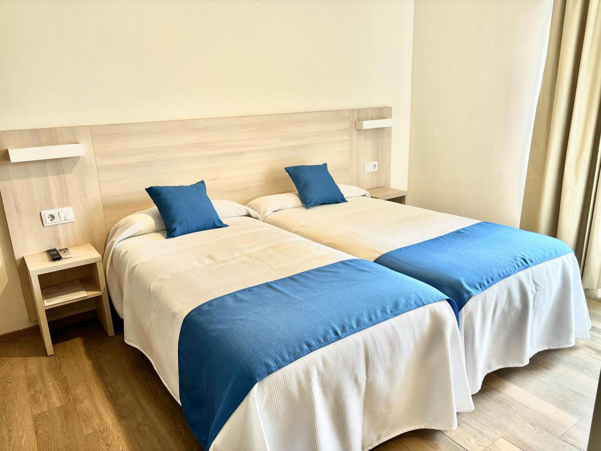 Bluewater Hotel Colonia de Sant Jordi Ngoại thất bức ảnh